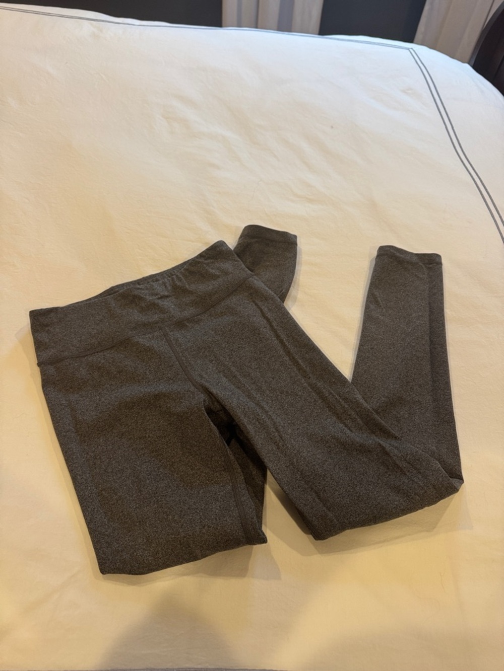 Athleta Girl Gray chitchat Leggings - size Xl 14